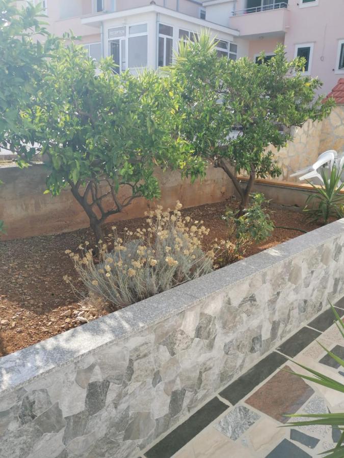 Apartment Slavica Трогір Екстер'єр фото